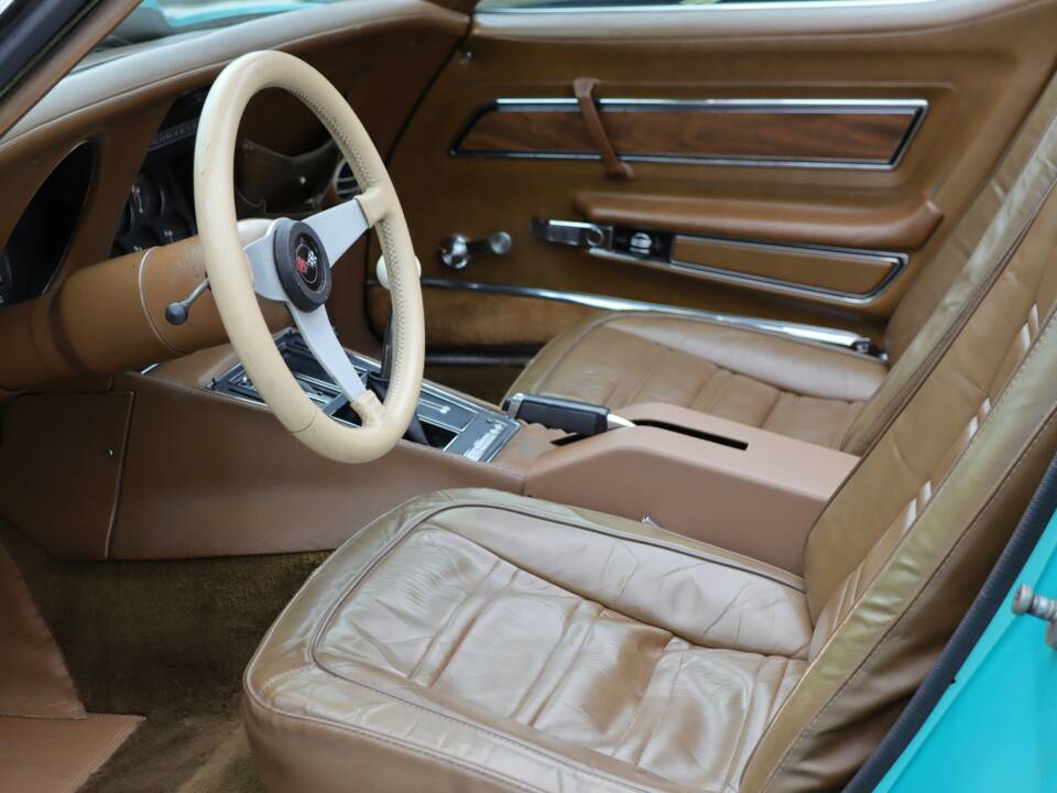 Image 4/50 of Chevrolet Corvette Stingray (1972)