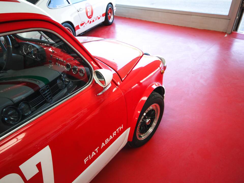 Bild 8/22 von SEAT 600 D (1968)