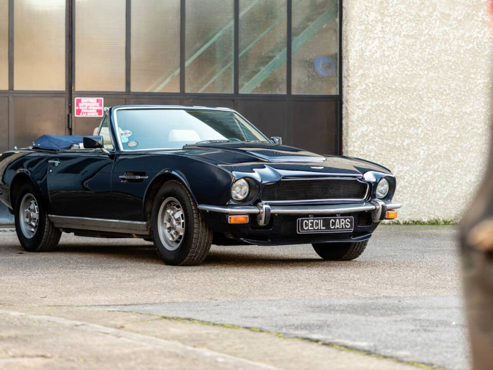 Bild 3/50 von Aston Martin V8 Volante (1979)