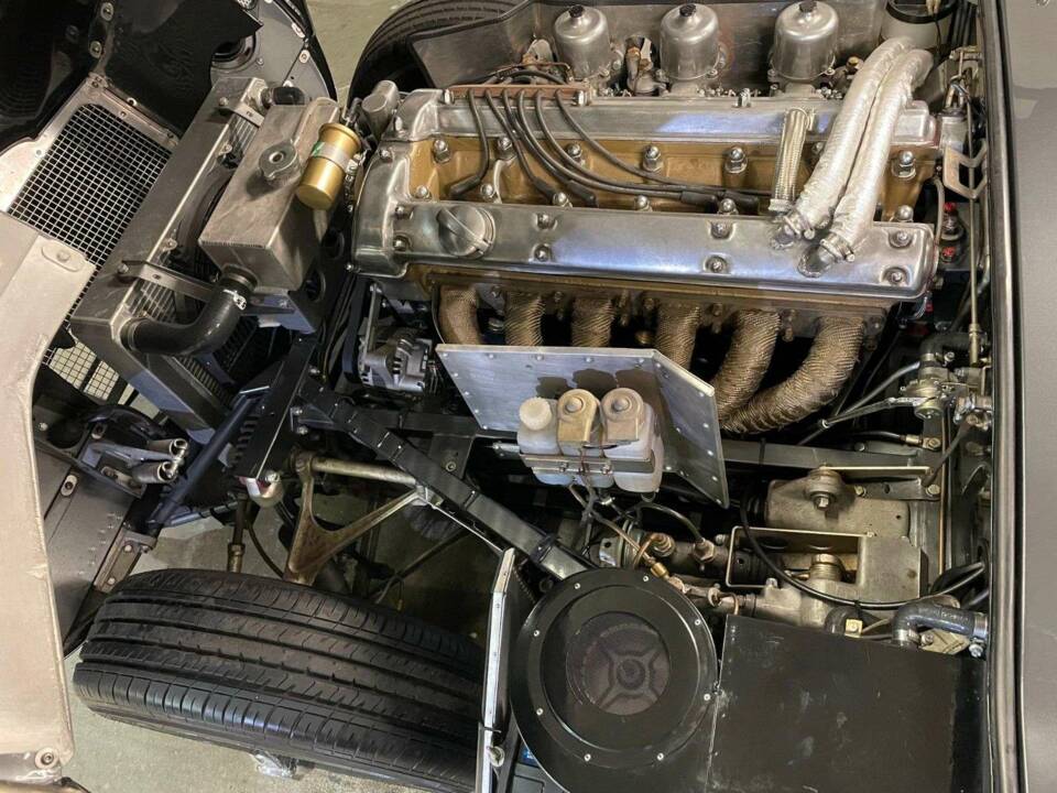 Bild 19/20 von Jaguar E-Type 4.2 (1965)