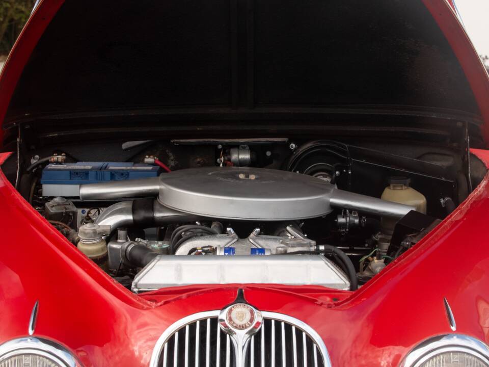 Image 49/50 of Jaguar Mk II 3.8 (1964)