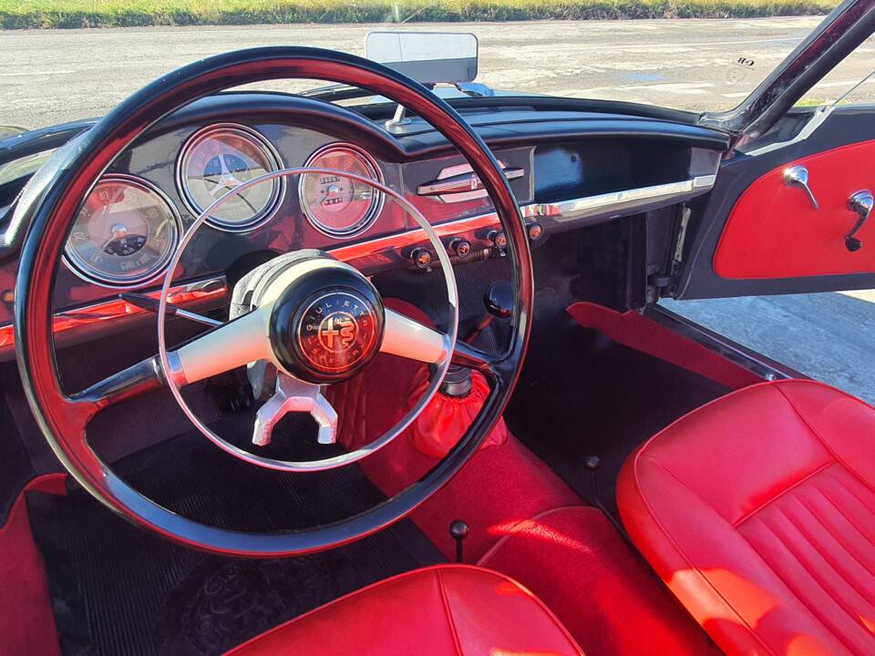 Image 37/50 of Alfa Romeo Giulietta Spider (1959)