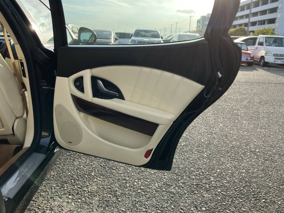 Image 38/46 of Maserati Quattroporte S 4.7 (2010)