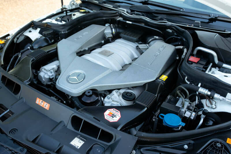 Immagine 3/50 di Mercedes-Benz C 63 AMG T (2009)