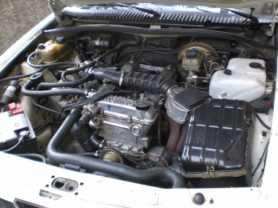 Imagen 3/8 de Alfa Romeo 75 1.6 (1991)