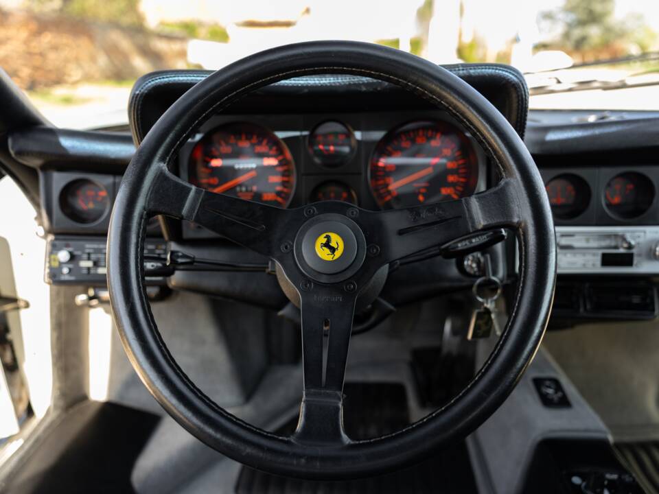 Bild 51/84 von Ferrari 512 BBi (1982)