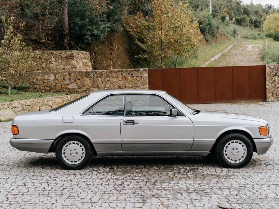 Image 3/44 of Mercedes-Benz 560 SEC (1988)