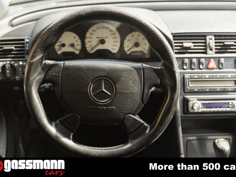 Image 8/15 of Mercedes-Benz C 43 AMG T (1998)