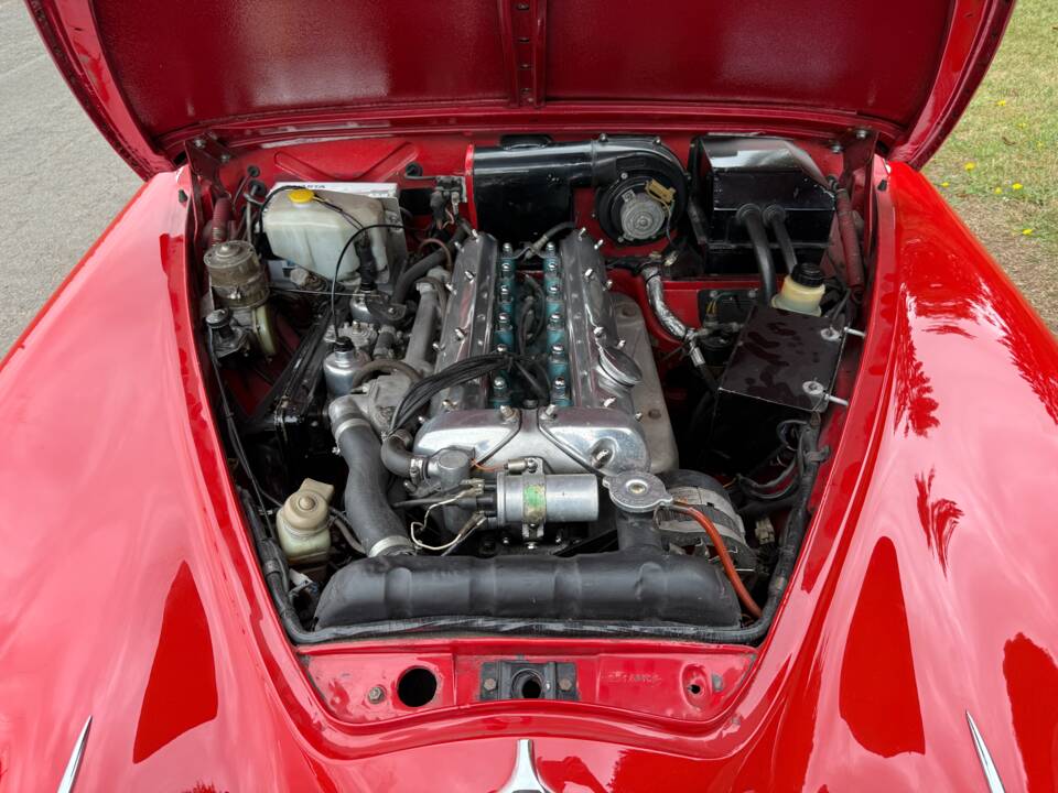 Image 11/36 of Jaguar Mk II 3.8 (1964)