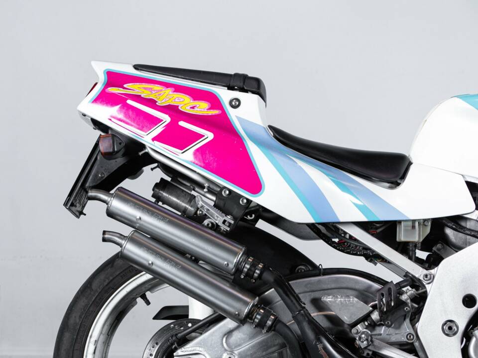 Image 44/50 of Suzuki DUMMY (1992)