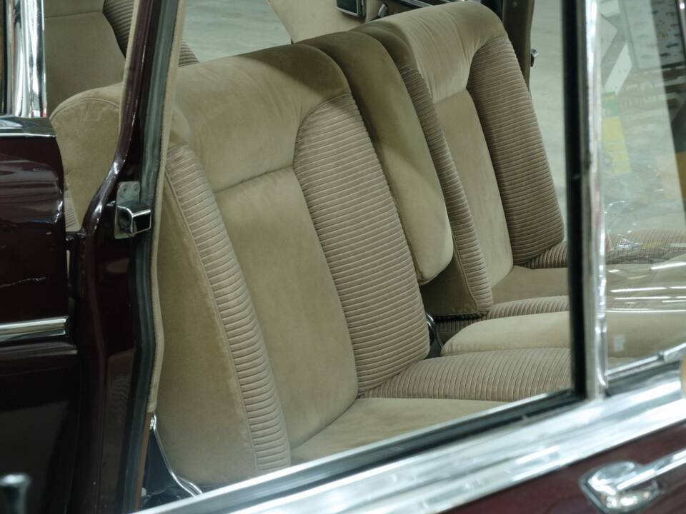 Image 49/50 of Mercedes-Benz 300 SE lang (1965)