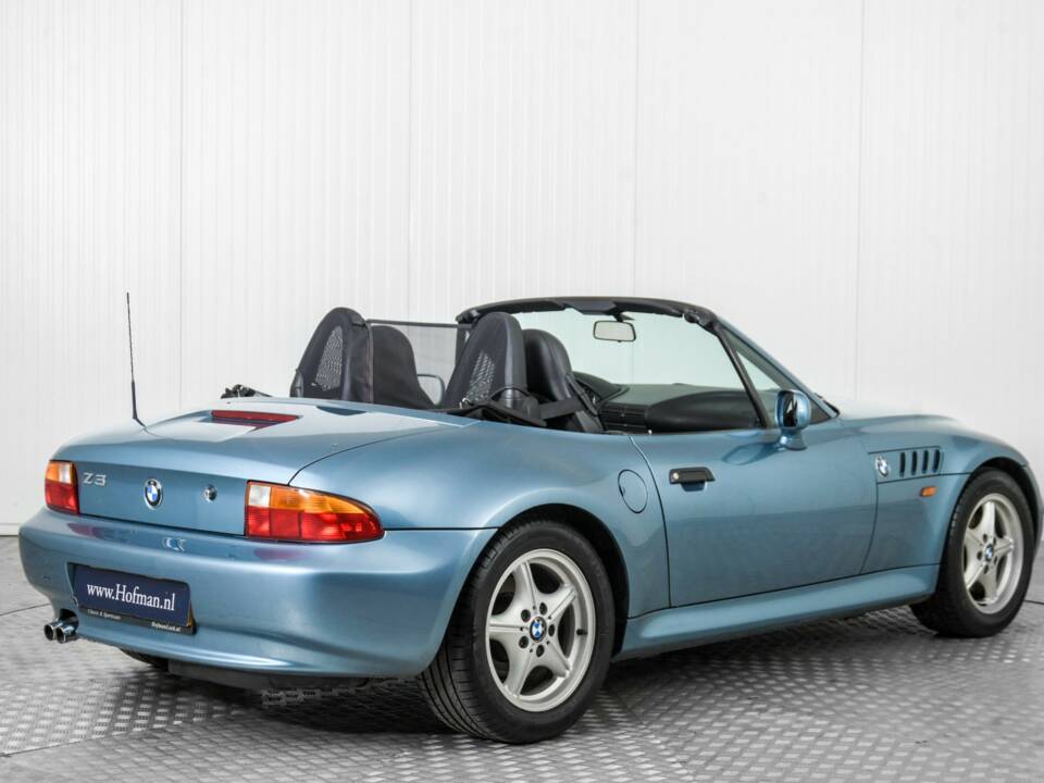 Immagine 2/50 di BMW Z3 2.8 (1998)