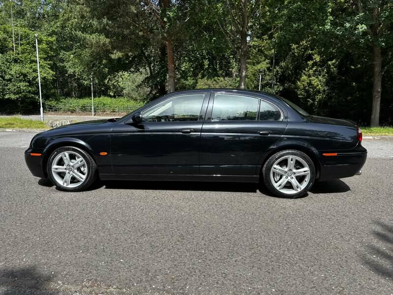 Bild 15/50 von Jaguar S-Type 4.2 V8 R (2004)