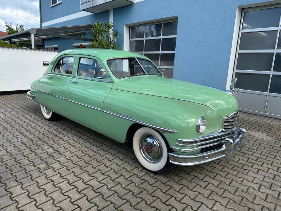 Image 55/82 of Packard Deluxe (1950)