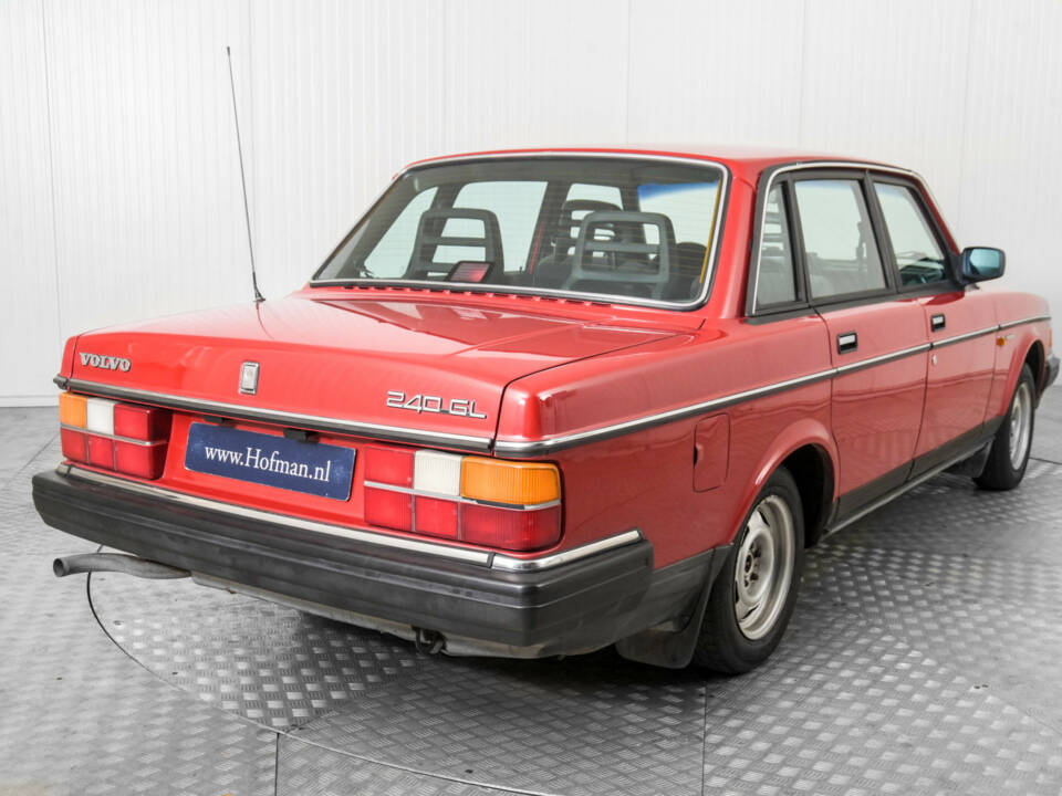 Image 27/50 of Volvo 240 (1987)