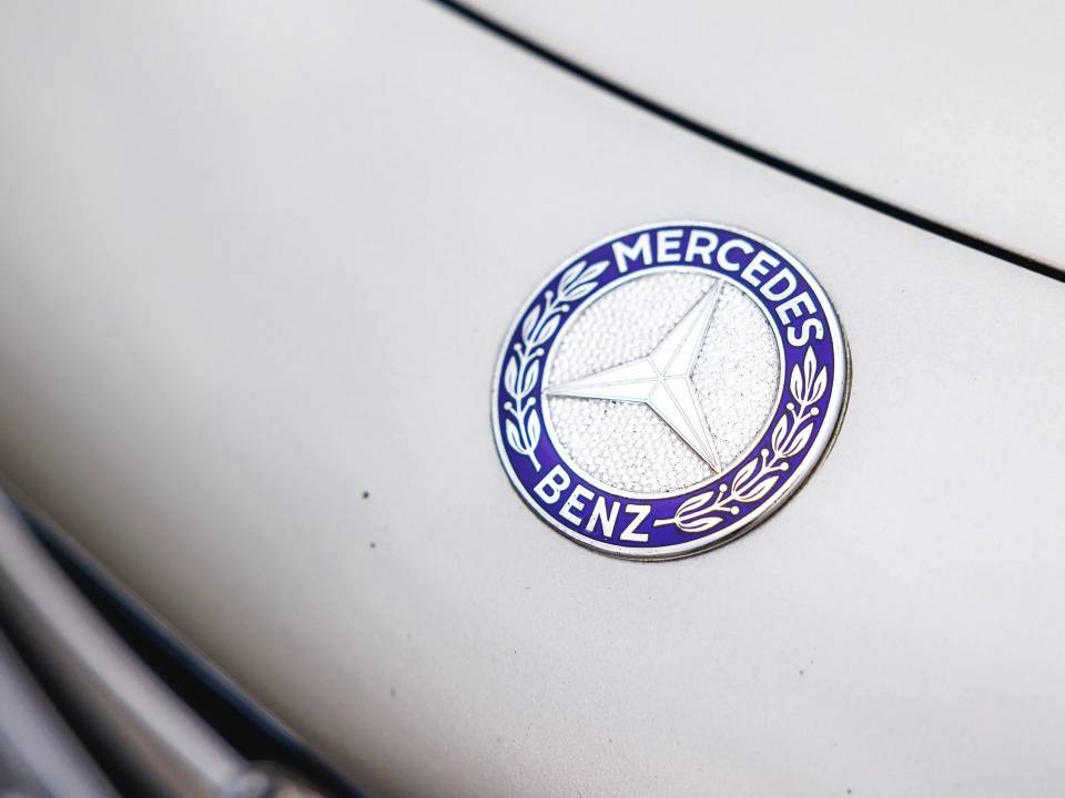 Image 8/27 of Mercedes-Benz 300 SL &quot;ali di gabbiano&quot; (1955)