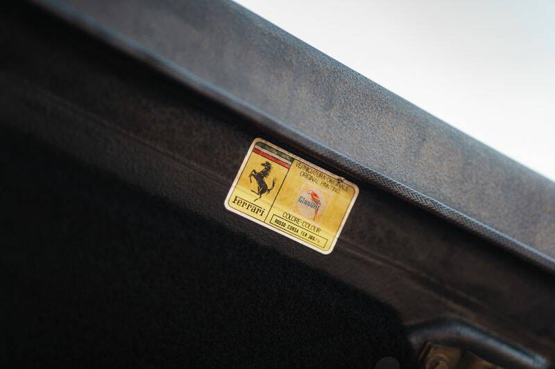 Image 22/33 of Ferrari 208 GTB Turbo (1987)