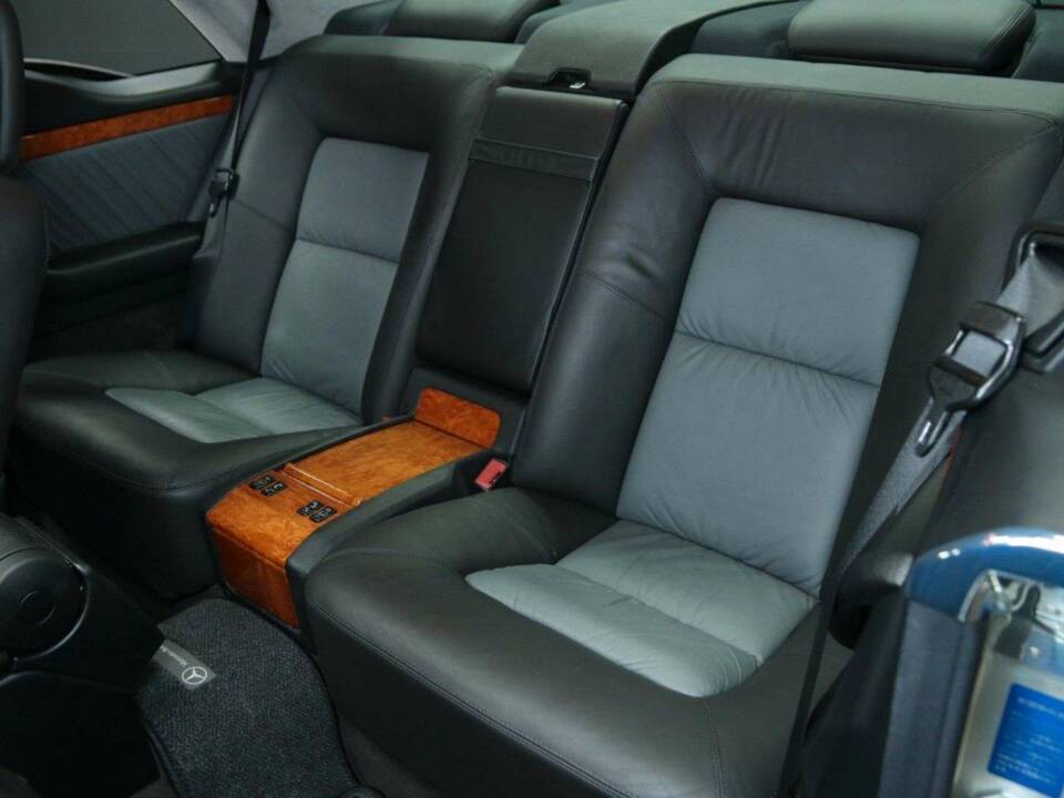 Bild 19/30 von Mercedes-Benz CL 600 (1997)