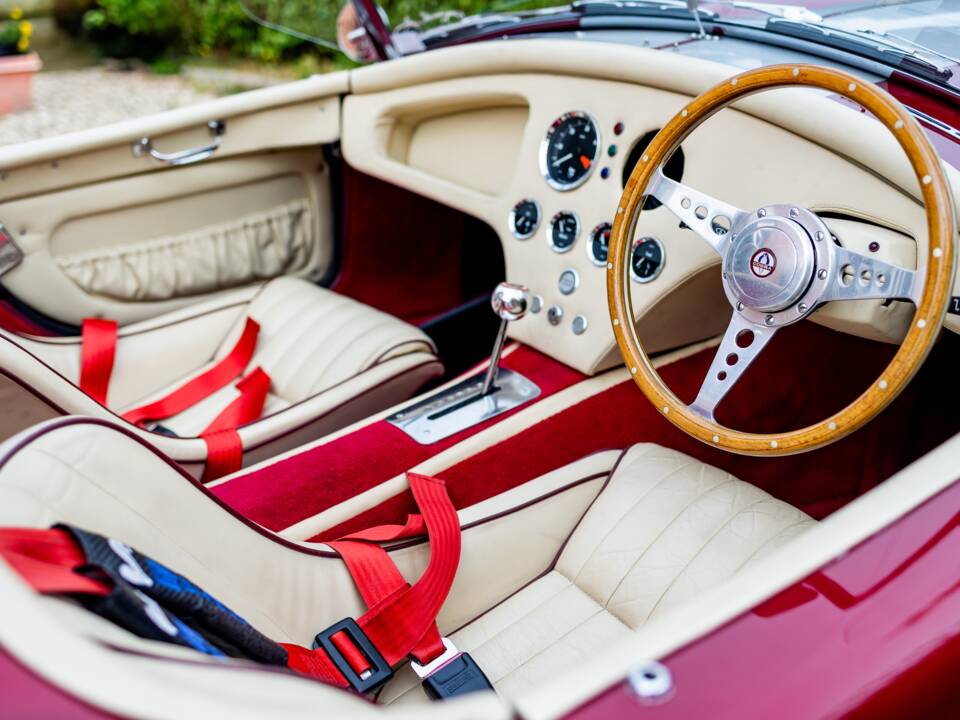 Bild 40/50 von Dax Cobra (1976)