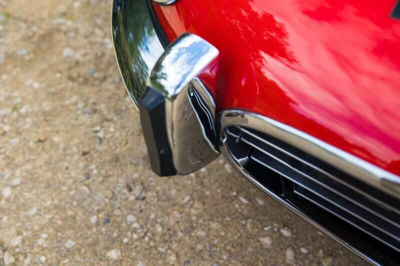 Image 43/50 of Jaguar E-Type V12 (2+2) (1971)