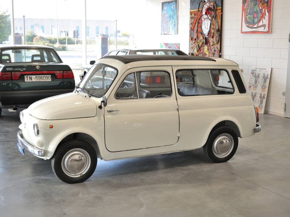 Immagine 4/25 di Autobianchi 500 Nuova Giardiniera (1976)