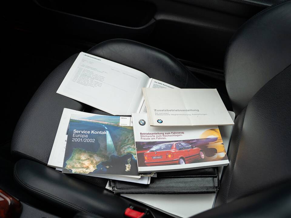 Bild 38/47 von BMW 323ti Compact (1998)