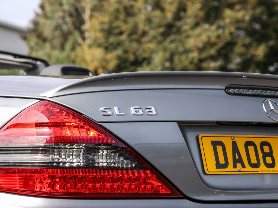 Afbeelding 8/47 van Mercedes-Benz SL 63 AMG (2008)