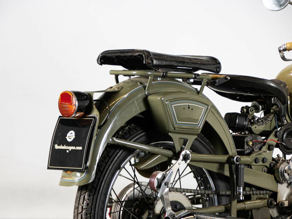 Image 45/50 of Moto Guzzi DUMMY (1963)