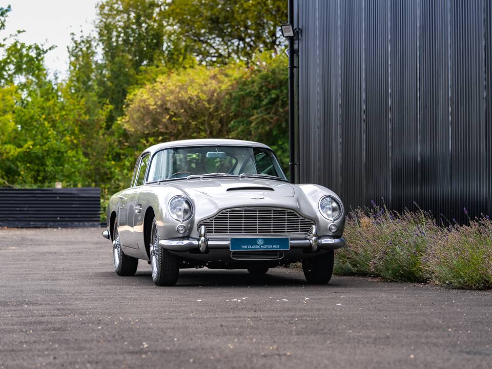 Image 39/42 de Aston Martin DB 5 (1964)