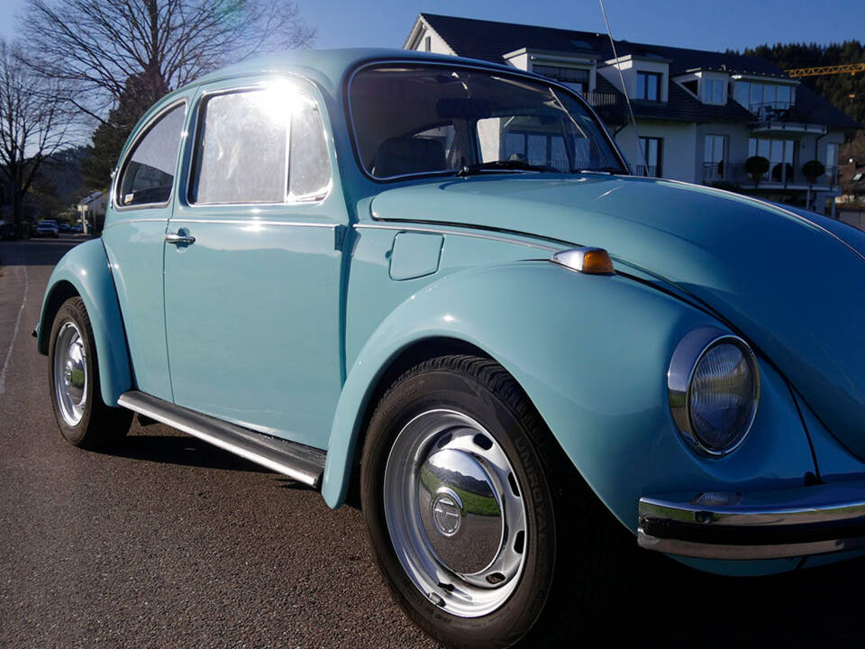Image 3/22 de Volkswagen Escarabajo 1302 (1972)