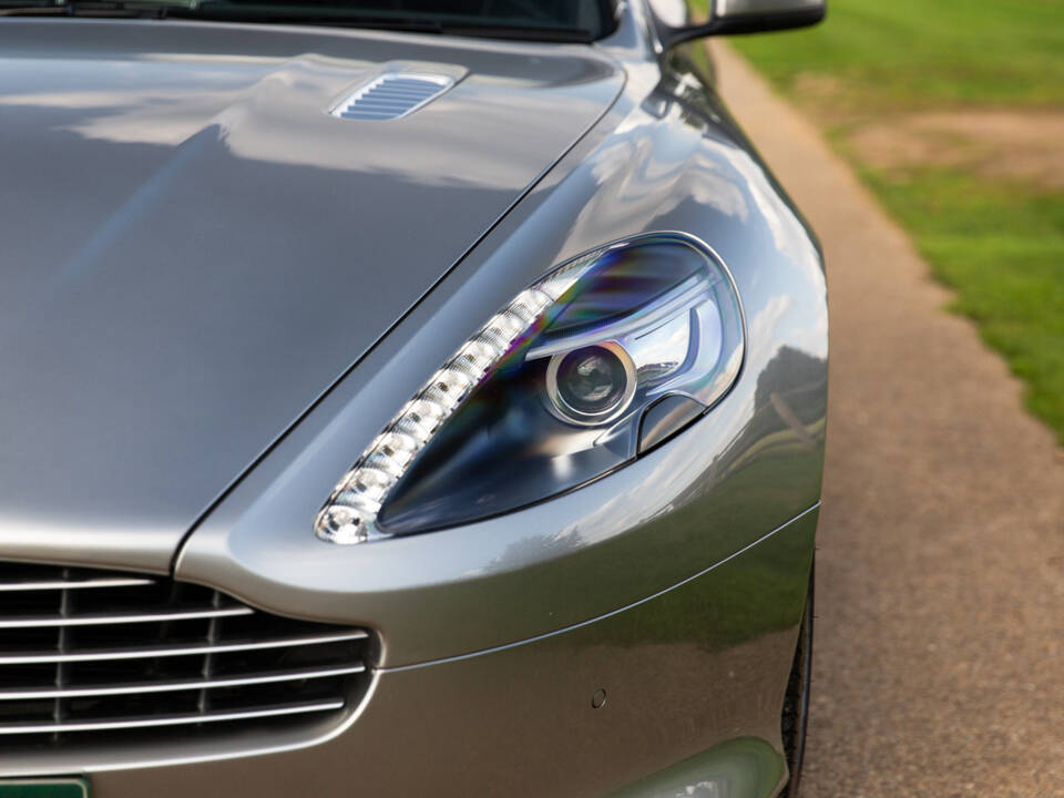 Afbeelding 25/78 van Aston Martin DB 9 GT &quot;Bond Edition&quot; (2015)