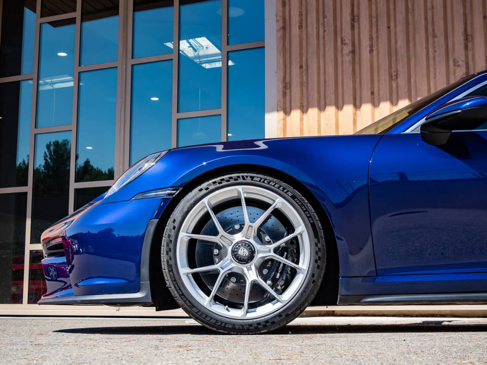 Imagen 13/50 de Porsche 911 GT3 Touring (2021)