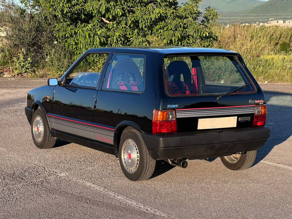 Image 2/11 of FIAT Uno Turbo i.e. (1986)