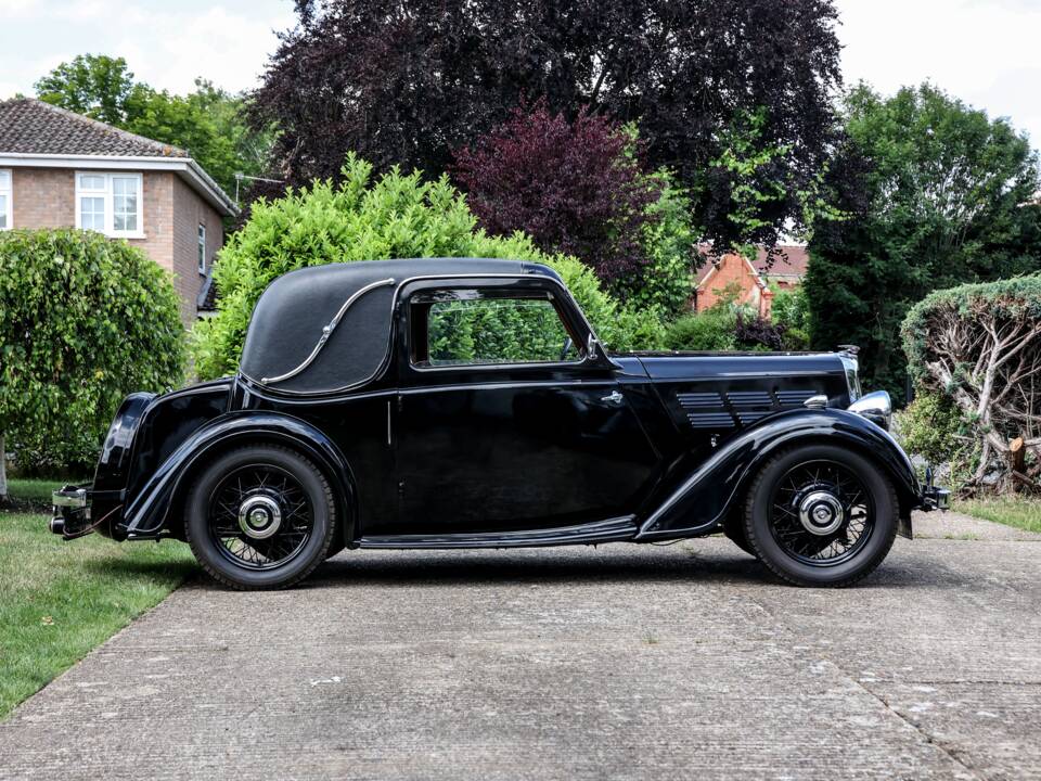 Image 20/33 of Morris 12&#x2F;4 (1935)