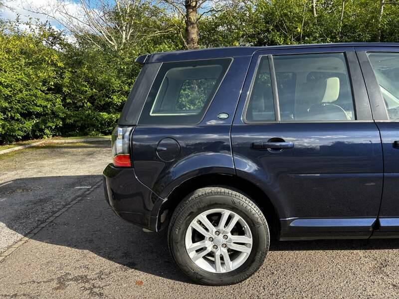 Image 35/50 of Land Rover Freelander TD4 (2015)