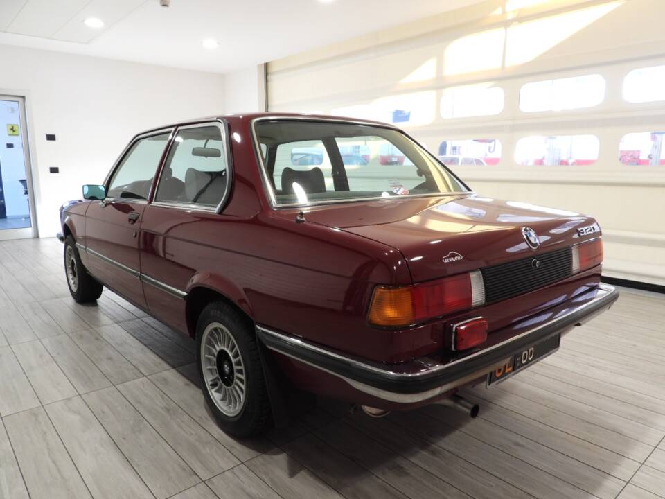 Bild 5/17 von BMW 320 (1977)