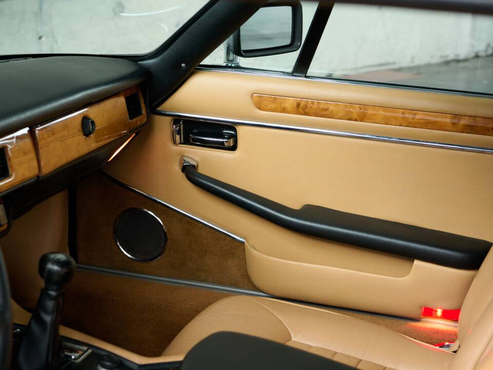 Bild 46/50 von Jaguar XJ-S 3.6 (1986)