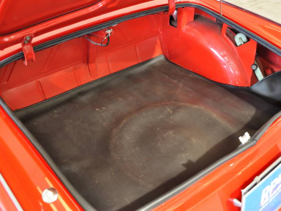 Image 22/29 of FIAT 1500 (1964)