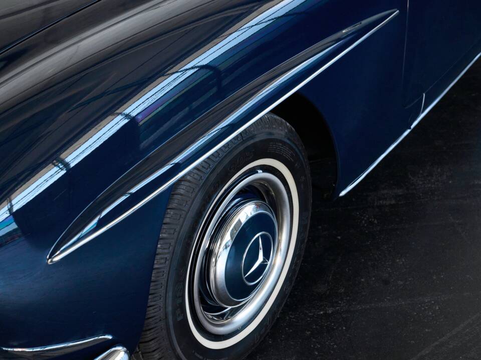 Image 8/50 de Mercedes-Benz 190 SL (1957)