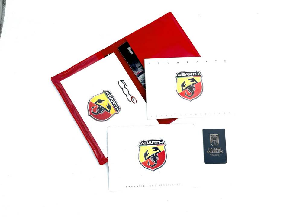 Afbeelding 12/50 van Abarth 695 "Edizione Maserati" (2013)