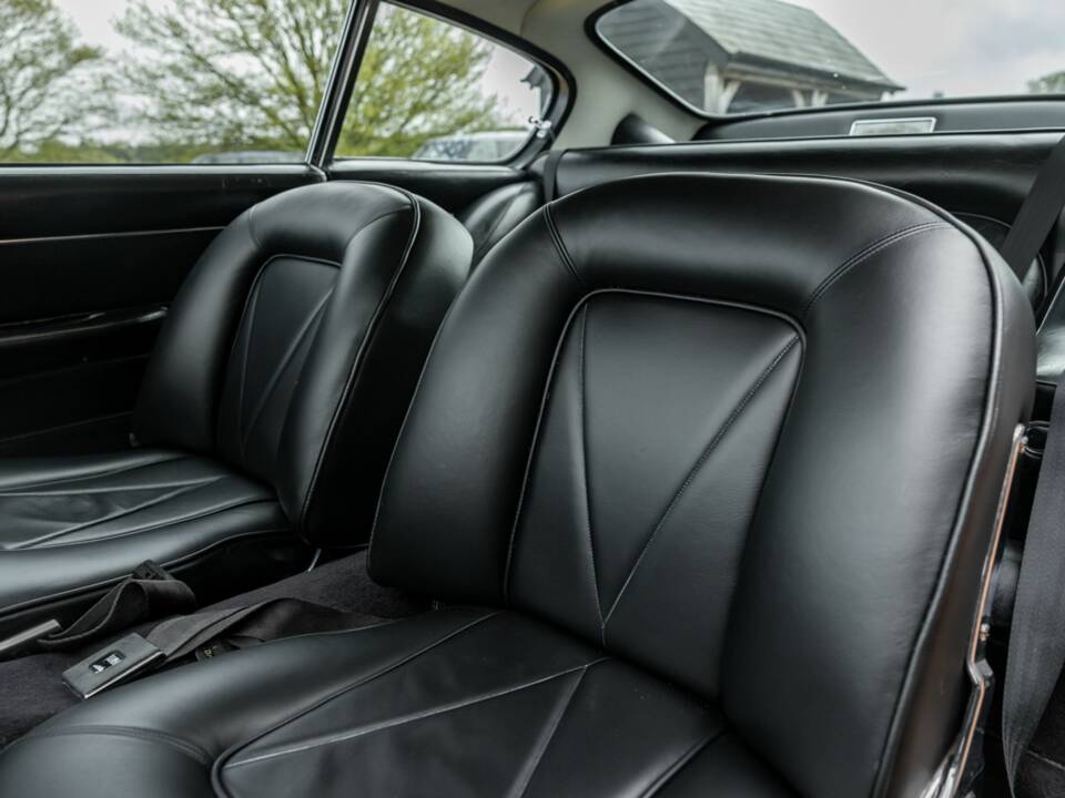 Afbeelding 37/50 van Aston Martin DB 6 (1967)