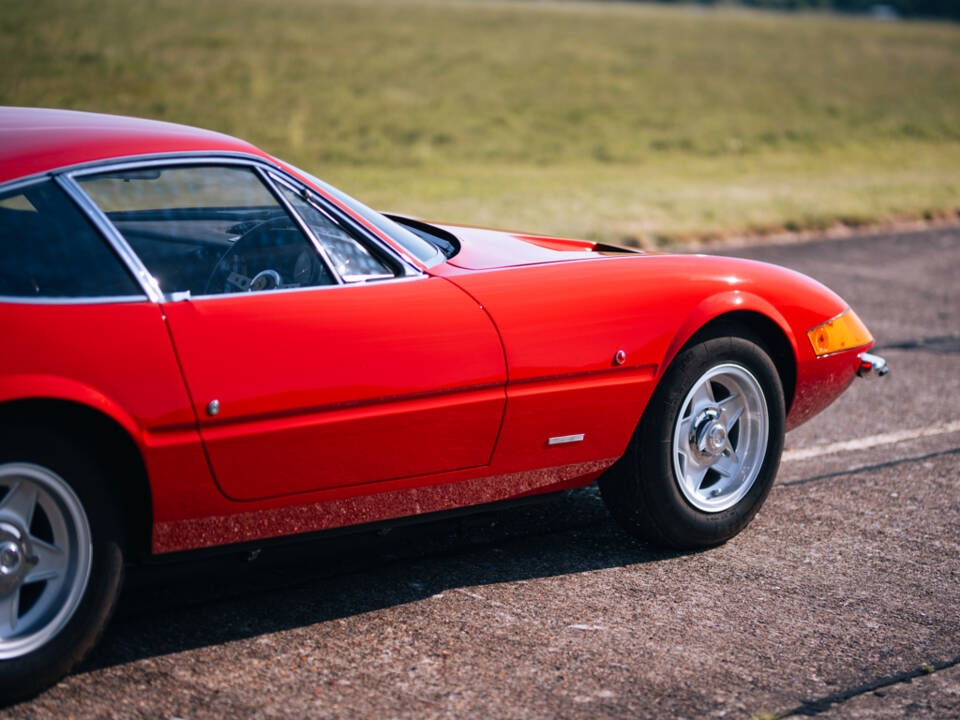 Immagine 47/50 di Ferrari 365 GTB&#x2F;4 Daytona (1973)