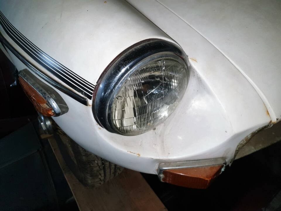 Afbeelding 2/46 van MG MGB (1971)