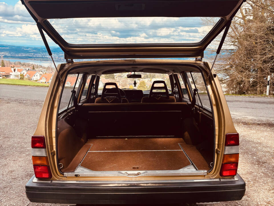 Afbeelding 10/12 van Volvo 240 (1982)