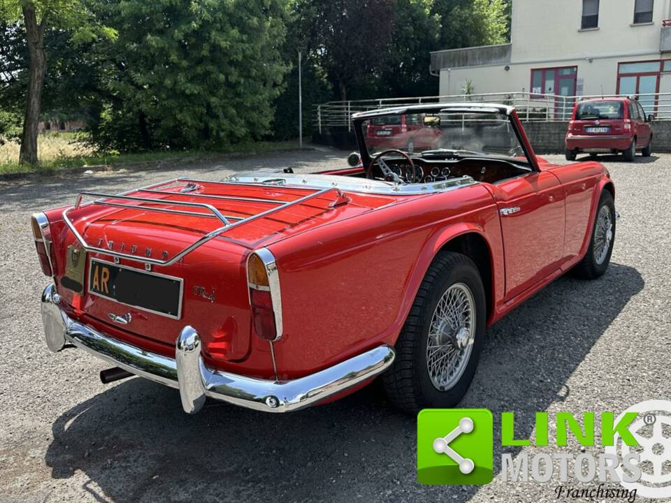 Immagine 5/10 di Triumph TR 4 (1965)