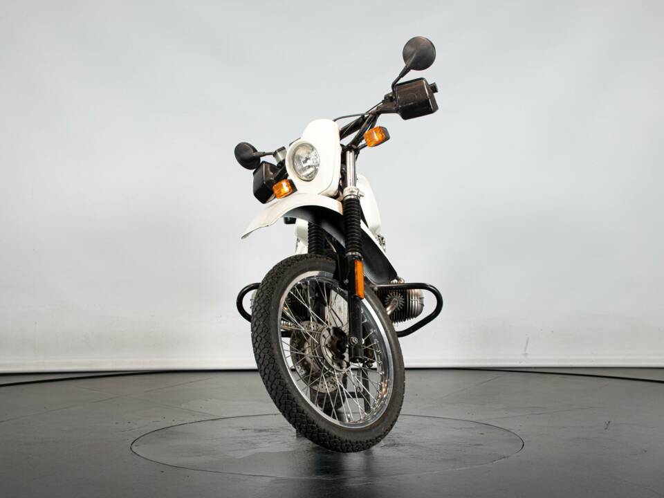 Imagen 6/50 de BMW DUMMY (1989)