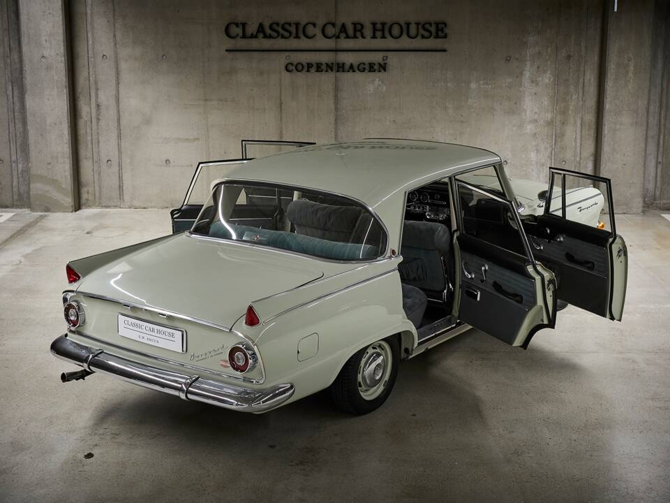 Image 4/96 de Borgward P 100 2.3 Litre (1960)