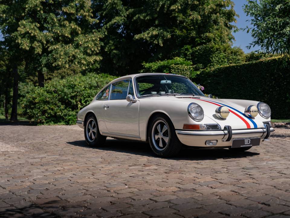 Image 29/37 of Porsche 911 2.0 (1965)