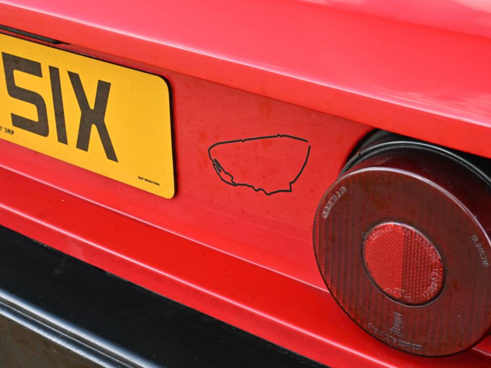 Image 21/50 of Ferrari Mondial 8 (1981)