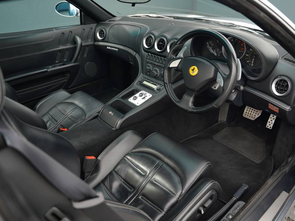 Image 12/50 of Ferrari 575M Maranello (2004)